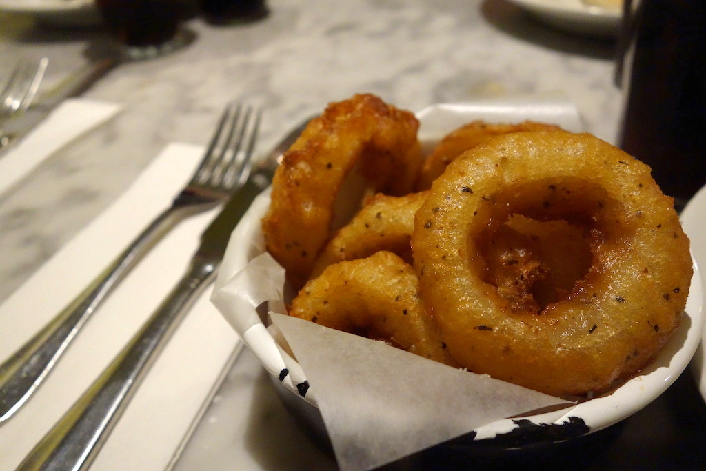 onions-rings-byron-burger